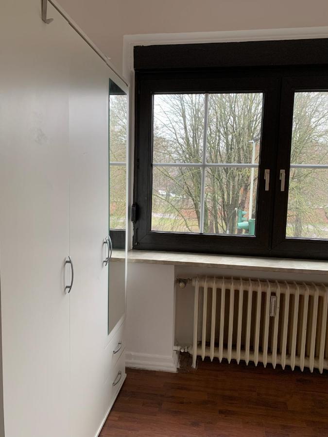 Moebliertes Wohnung Am Geroweiher Moenchengladbach エクステリア 写真