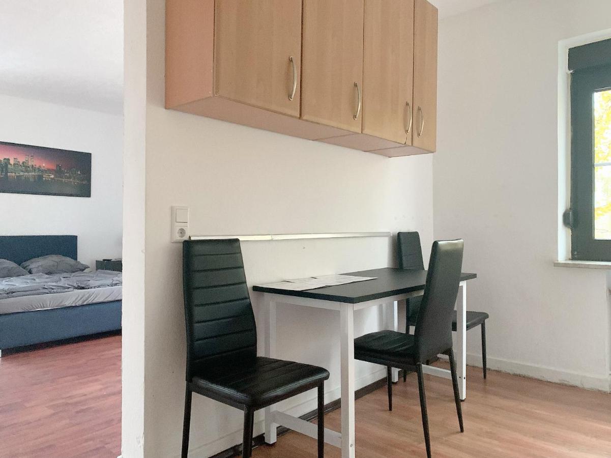 Moebliertes Wohnung Am Geroweiher Moenchengladbach エクステリア 写真
