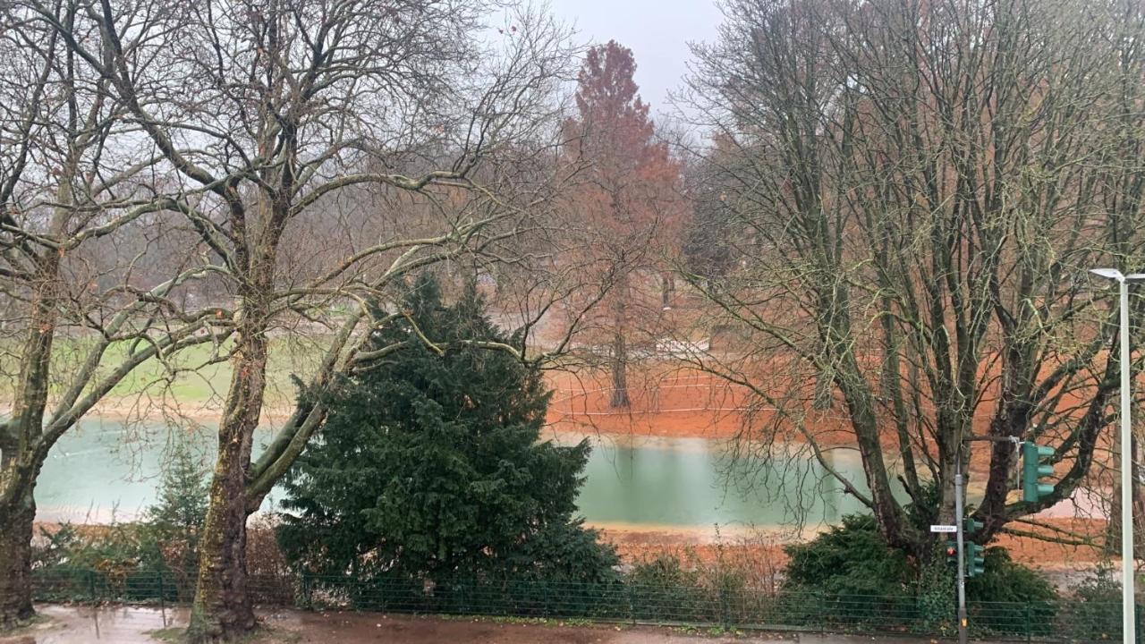 Moebliertes Wohnung Am Geroweiher Moenchengladbach エクステリア 写真